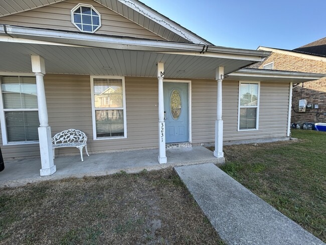 Photo - 3231 Bradbury St