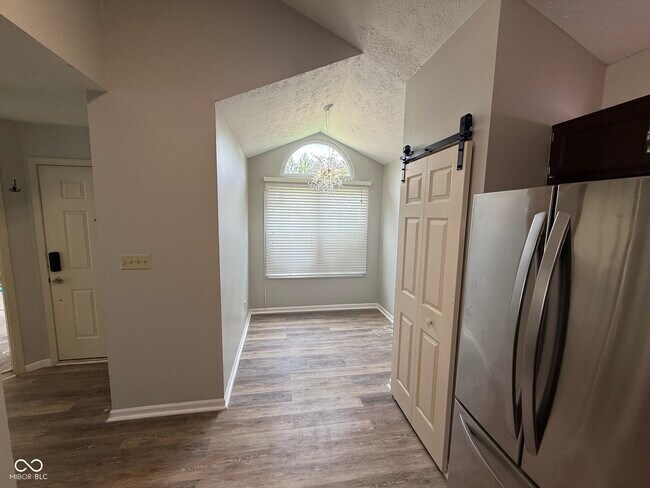 Photo - 6641 Sunloch Ct