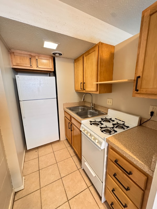 Photo - 1425 G St Unidad 6