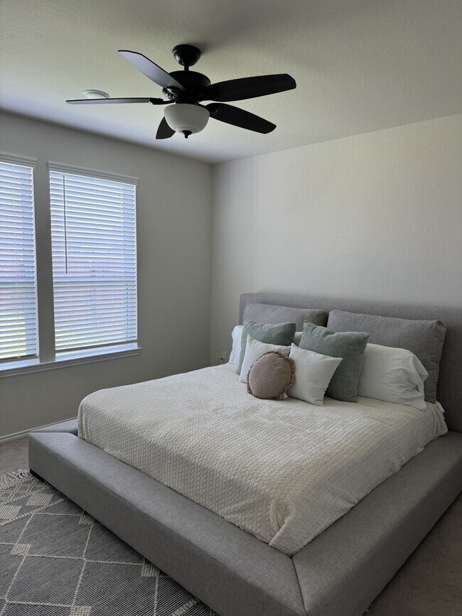 Photo - 25554 Burnett Ranch Ln