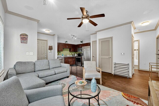 Photo - 800 W 26th St Unidad ID1356286P