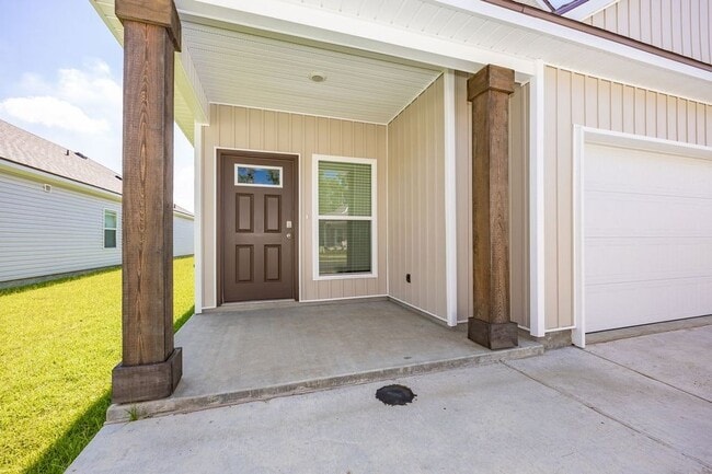 1020 Renova Dr