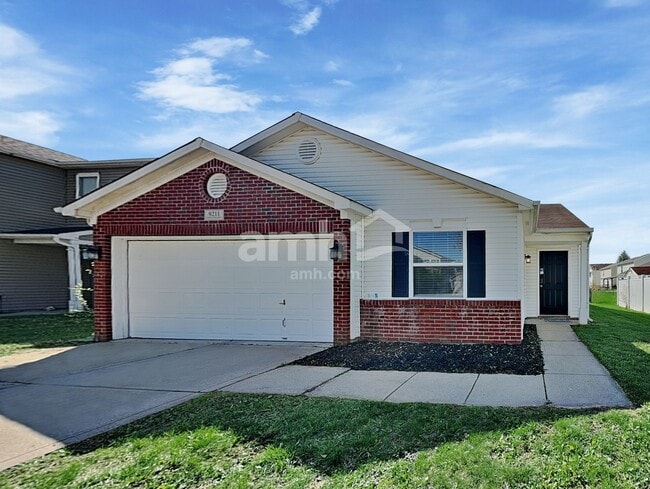 Building Photo - 9211 Wandflower Dr