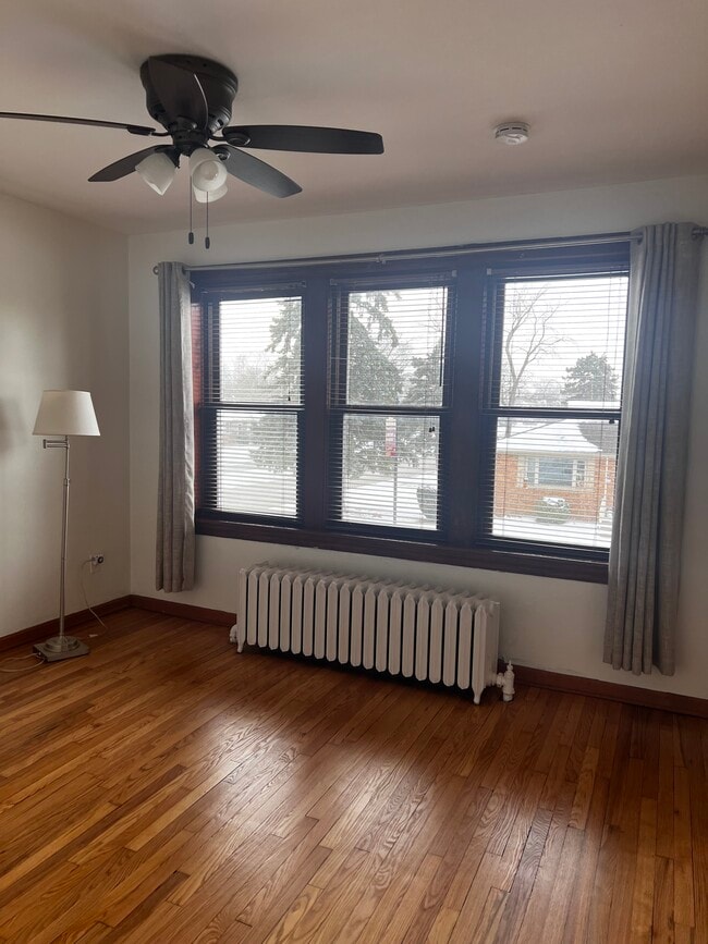 Photo - 3345 Prairie Ave Unidad #2