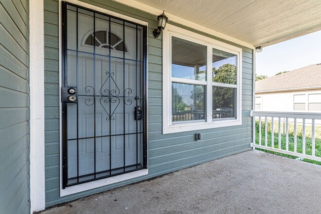 Photo - Please View 3D Virtual Walk-Through Before Scheduling a Showing