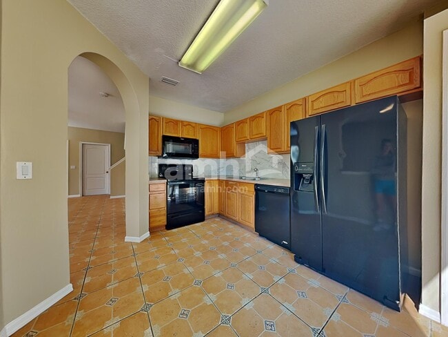 Photo - 18137 Lembrecht Way