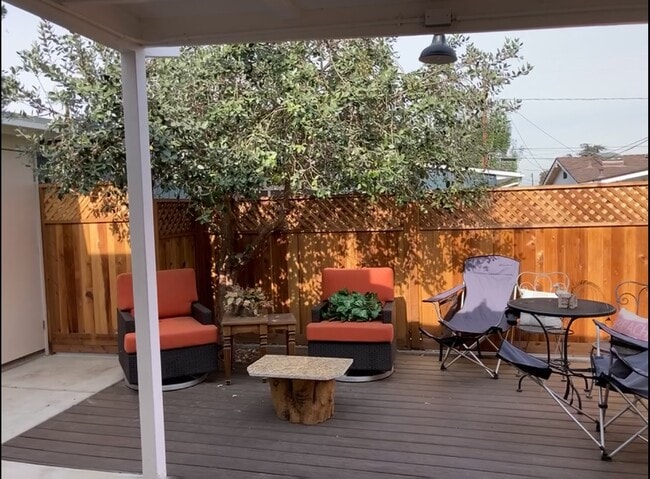 Photo - 26010 Regent Ave