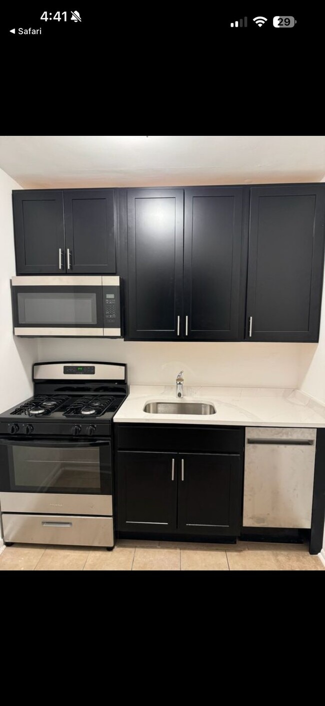 Photo - 2351 W Wilson Ave Unidad 105