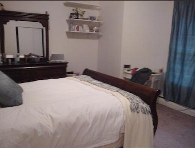 Photo - 202 Saint Paul St