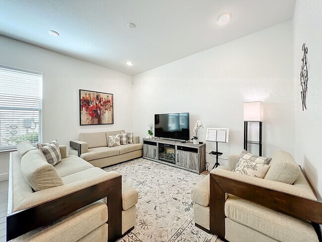 Photo - 6423 Cyrils Dr