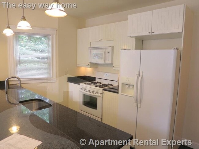 Photo - 6 Giles Park Unit #2