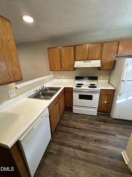 Photo - 2940 Faversham Pl