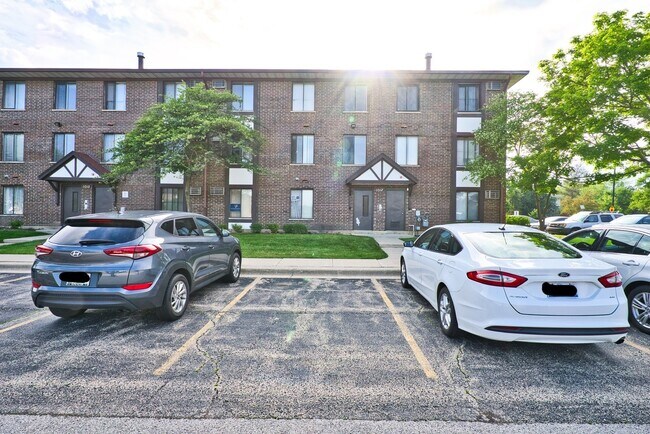1012 Centurion Ln