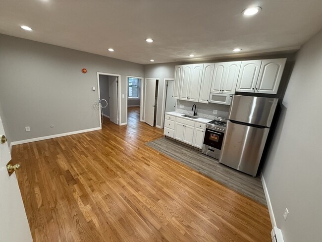 Photo - 83 Haven St Apartment Unit 3C
