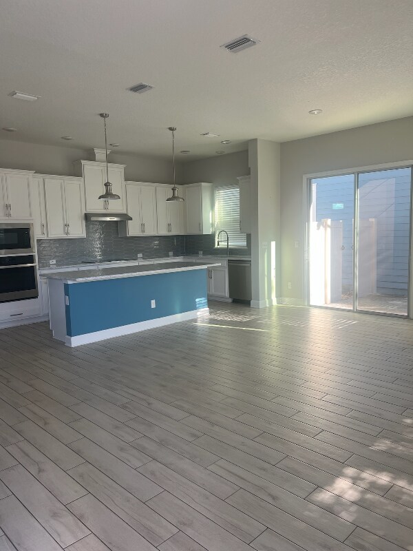 Photo - 7400 Beach Walk Pl