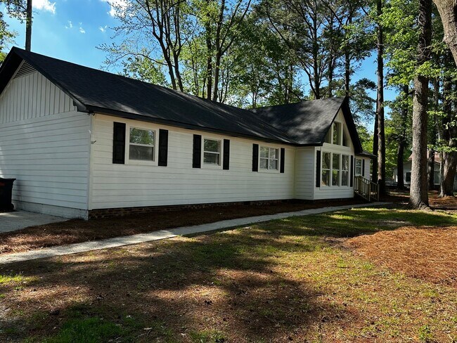 Photo - RENTAL HOME 4BD/3BTH