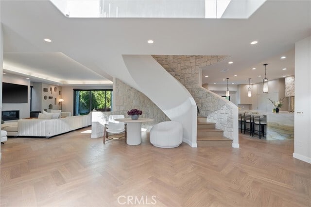 Photo - 17437 Oak Creek Ct