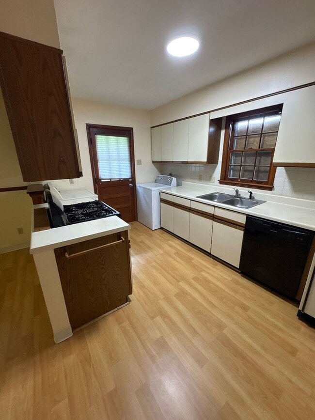 Photo - Newly Renovated Home - East Memphis