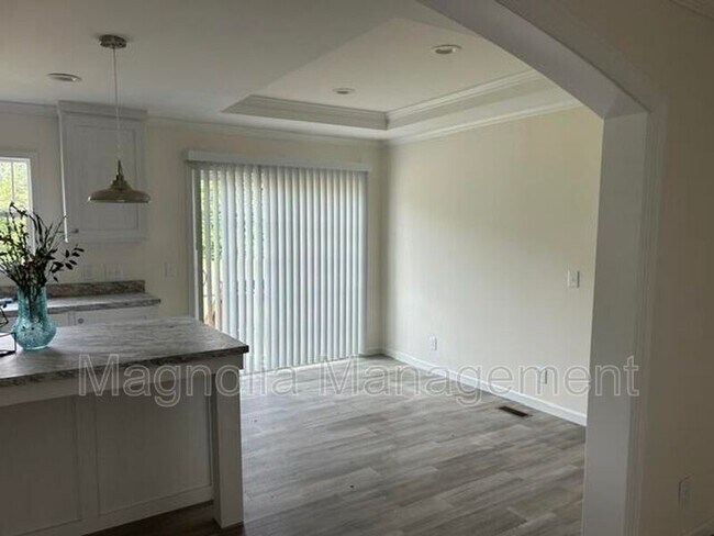 Photo - 3200 Bobbitt Rd