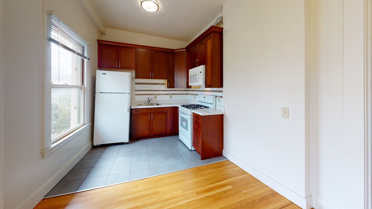 Photo - Shattuck Apartments