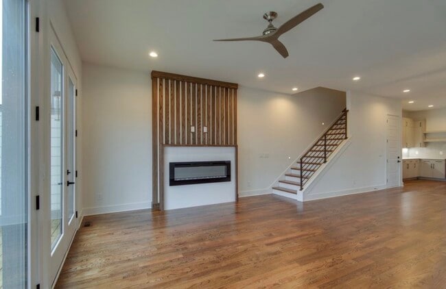 Photo - 3325 Felicia St