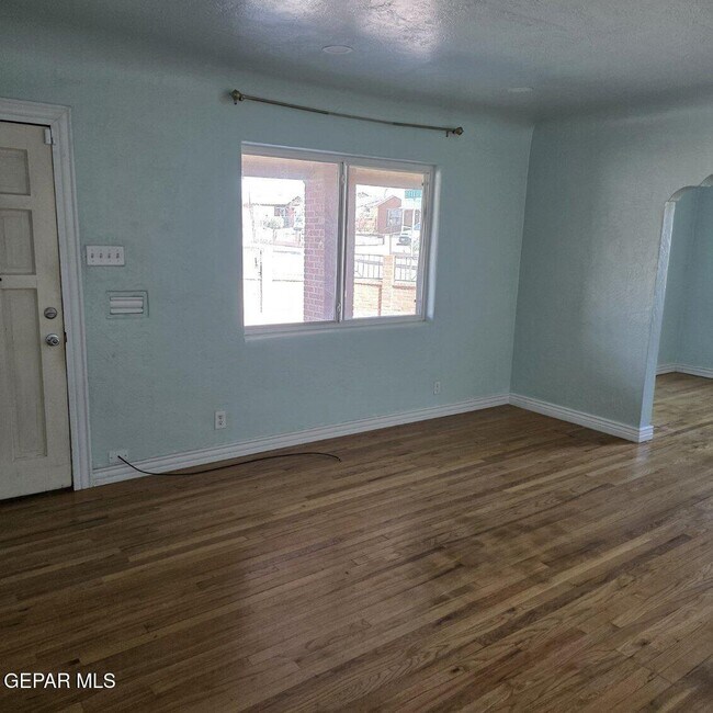 Photo - 4642 Walter Ln