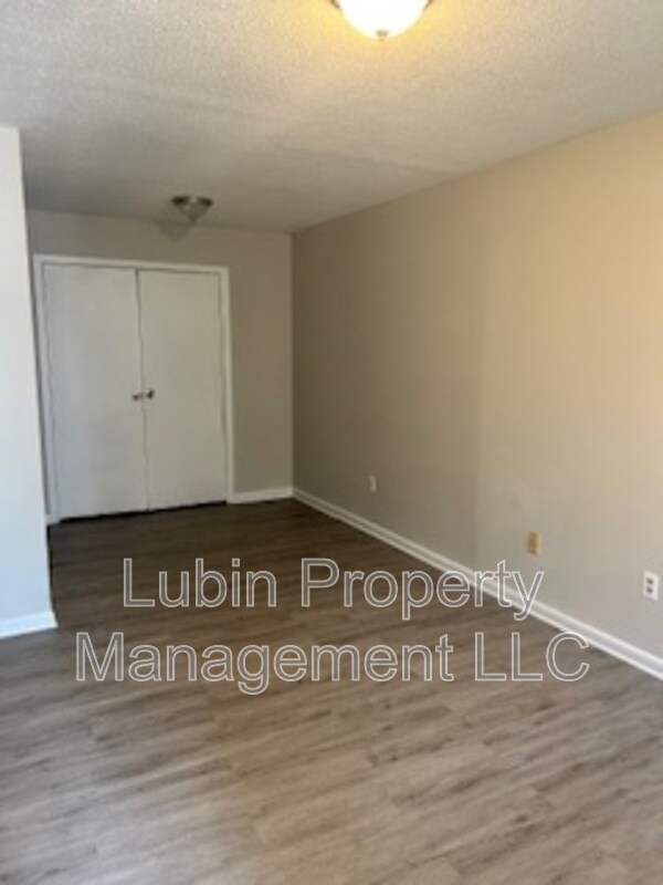 Photo - 1435 Court Ave Unit Apt 4