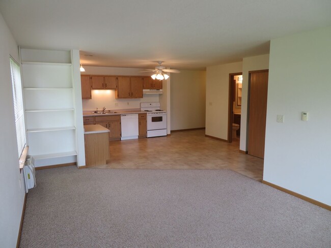 Photo - 612 W State St Unit 612 Apt#1