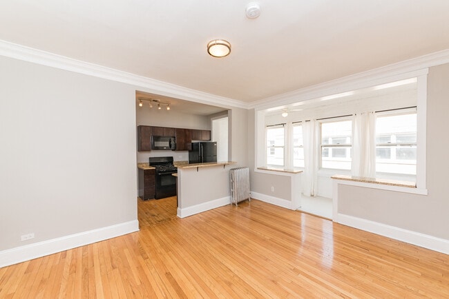 Building Photo - 1838 N Humboldt Blvd Unit 1B Rental