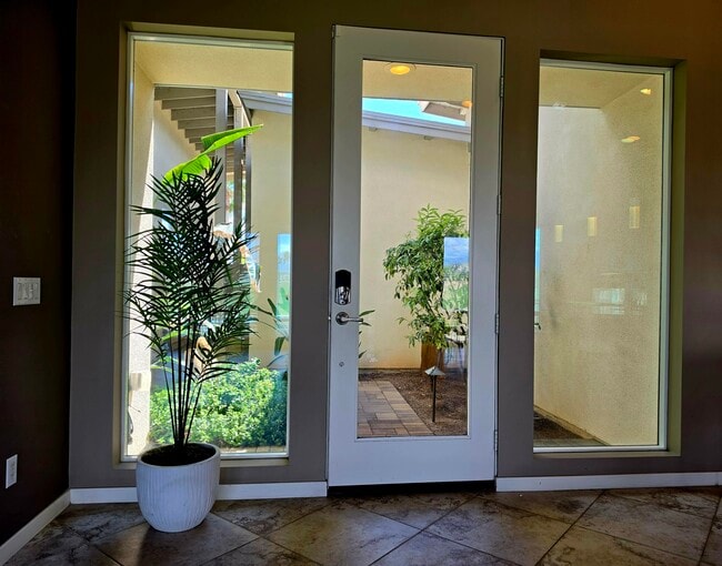 Photo - 4415 Vantage Ln