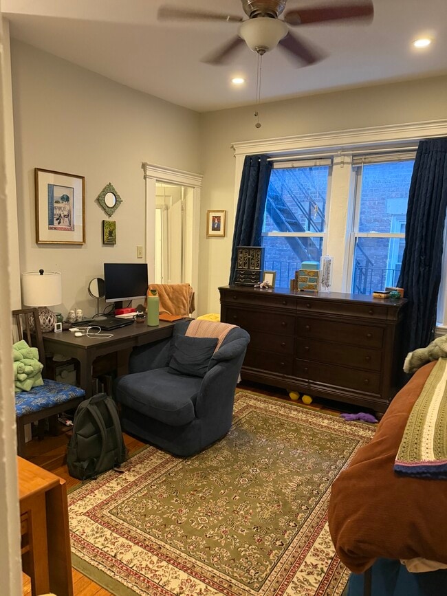 Photo - 38 Hemenway St Unidad 26