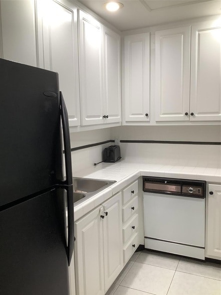 Photo - 6345 Bay Club Dr Unit 1