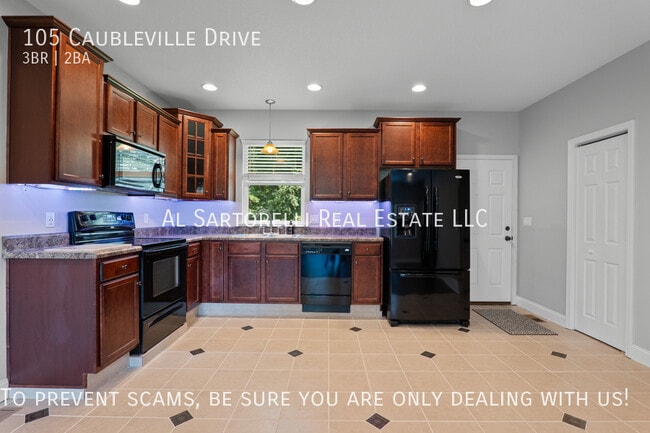 Photo - 105 Caubleville Dr