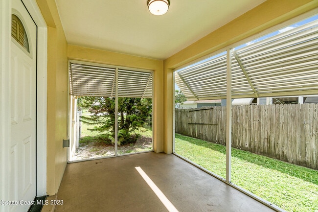 Photo - 533 E Lincoln Ave