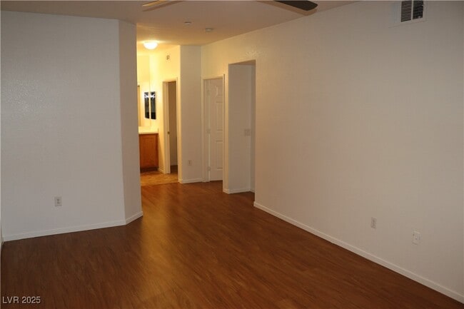 Photo - 50 Aura de Blanco St