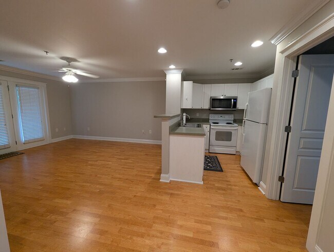 Photo - 3 Bed/3 Bath Apartment in the Woodlands Community w/ Resort-Style Amenities
