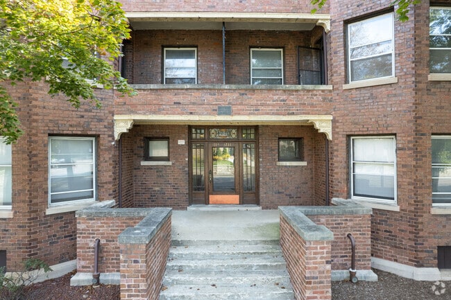 Entrance - 1703-13 Ridge Ave.