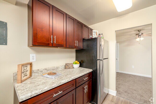 2 habitaciones, 2 baños, 798 pies cuadrados, cocina