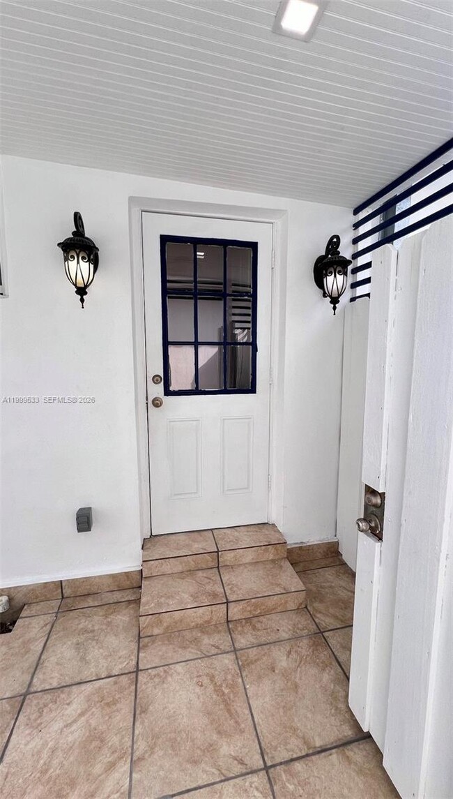 Building Photo - 14652 SW 114th Terrace Unit A