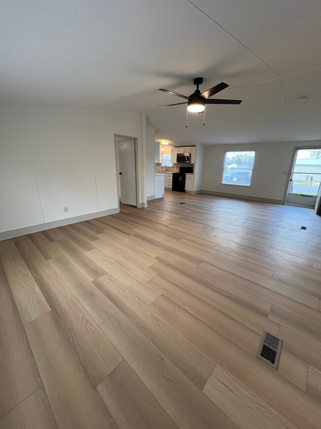 Photo - 1609 Walden Rd