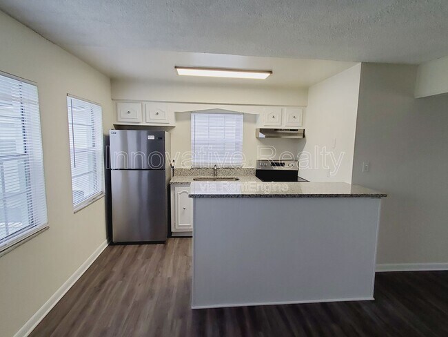 Photo - 5250 Davisson Ave