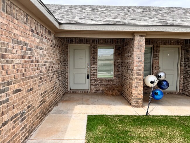 Photo - 5612 Lehigh St