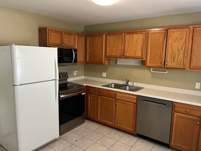 Photo - 1297 N Main St