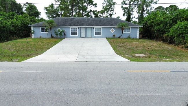 Building Photo - 2511 Owen Ave Unit 2511