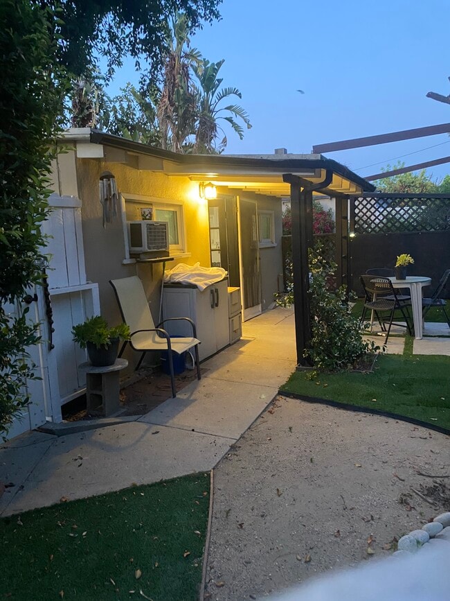 Photo - 12360 Huston St Casa