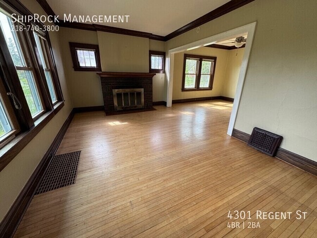 Photo - 4301 Regent St