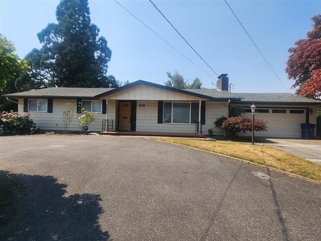 Building Photo - 101 Rainbow Dr Unit Reisinger