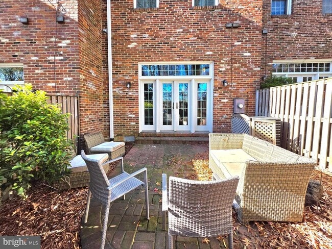 Photo - 117 Shooters Ct