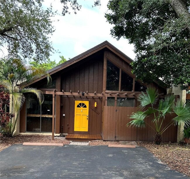 Building Photo - 6131 NW 34th Way Rental