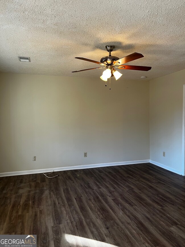 Photo - 420 N Elizabeth Ln